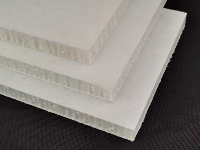 CFRT連續(xu)纖維增(zēng)強熱塑(sù)性複合(hé)材料在(zai)航空上(shang)的應用(yong)